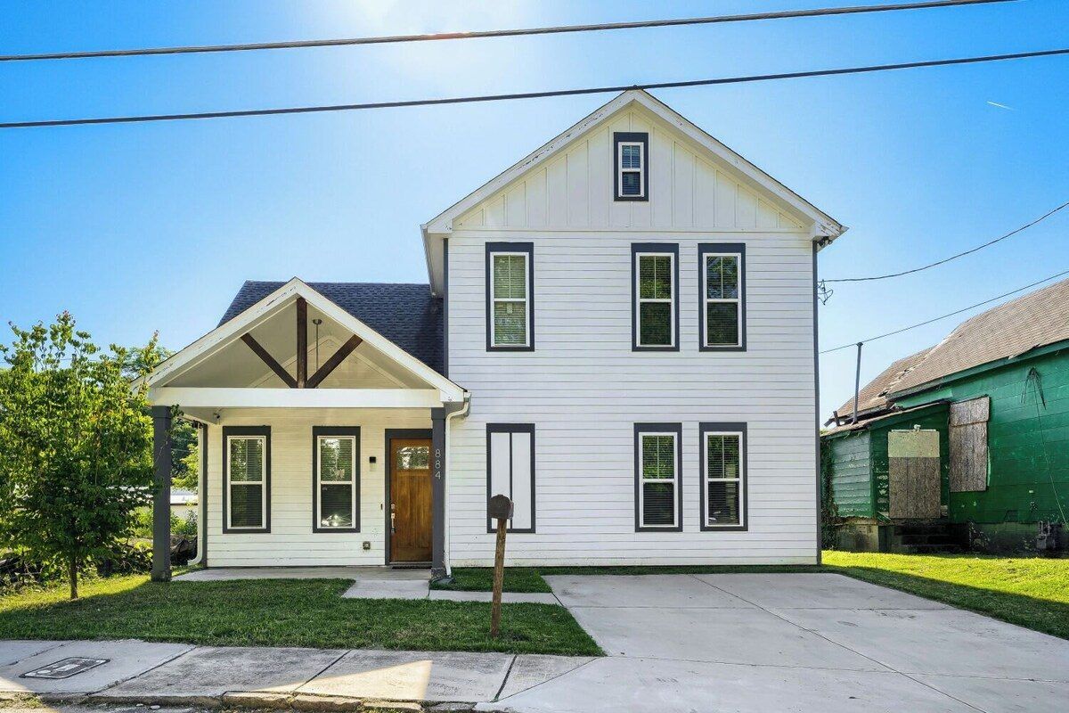 Airbnb short-term rental property in Atlanta, Georgia